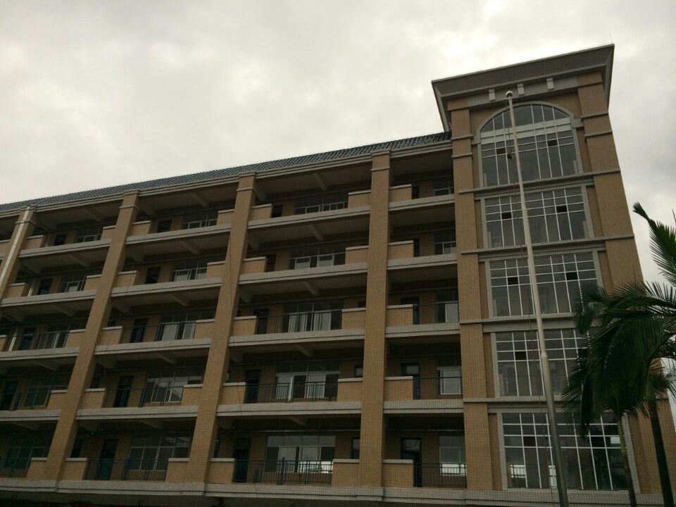 |ݸЖ|?xn)|xСW(xu)½̌W(xu)Ƿݰȫb